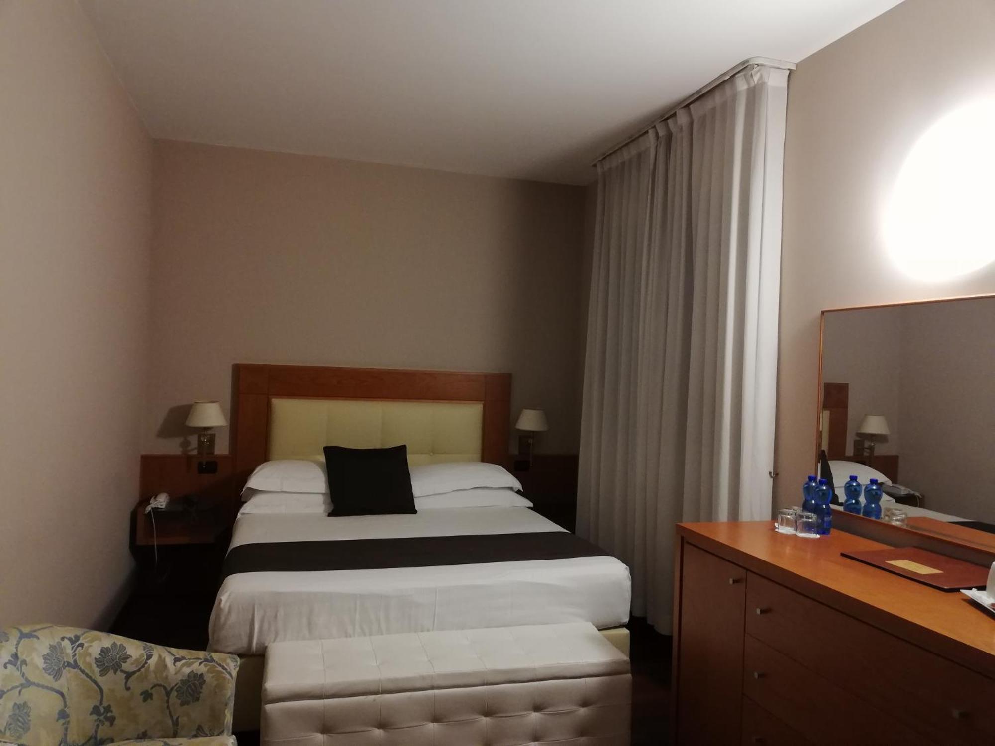 Hotel Clarin 14 By Dori Пескьера-дель-Гарда Экстерьер фото
